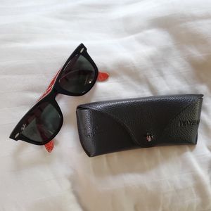 Rayban Wayfarers